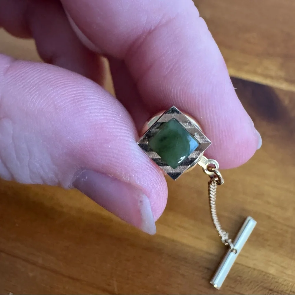 Vintage excellent green